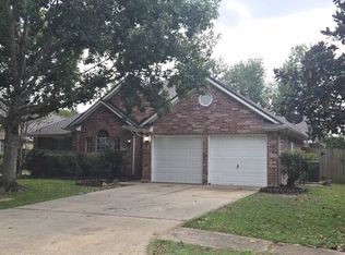 10008 Chestnut Creek Way, Pearland, TX 77584