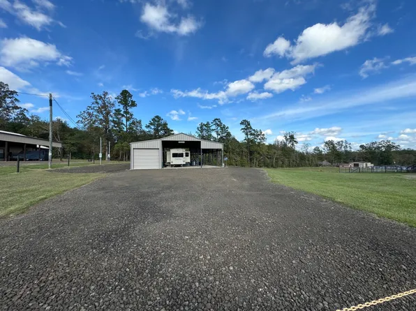 255 Domingue Ln, Many, LA 71449