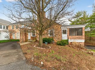 5368 Yorkshire Village Ln #B-23, Columbus, OH 43232