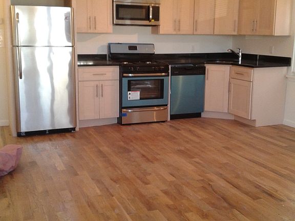 2nd image of 1457 Shore Dr