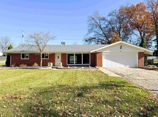 1612 N Bay Dr, Elkhart, IN 46514