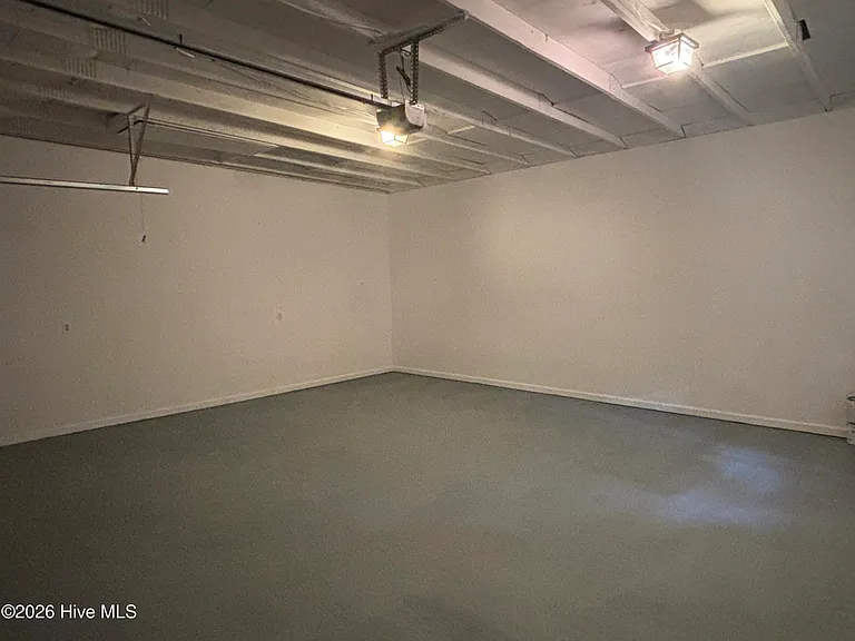 55 Salem Dr — Photo 11
