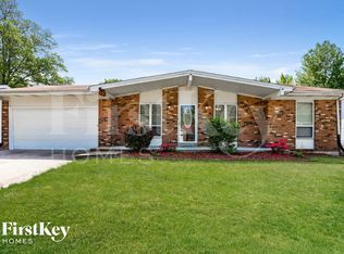 12840 Verwood Dr, Florissant, MO 63033