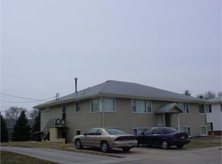 2225 E 20th St APT 1, Fremont, NE 68025