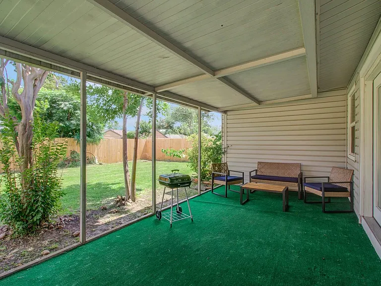 8018 Hammerly Blvd — Photo 25