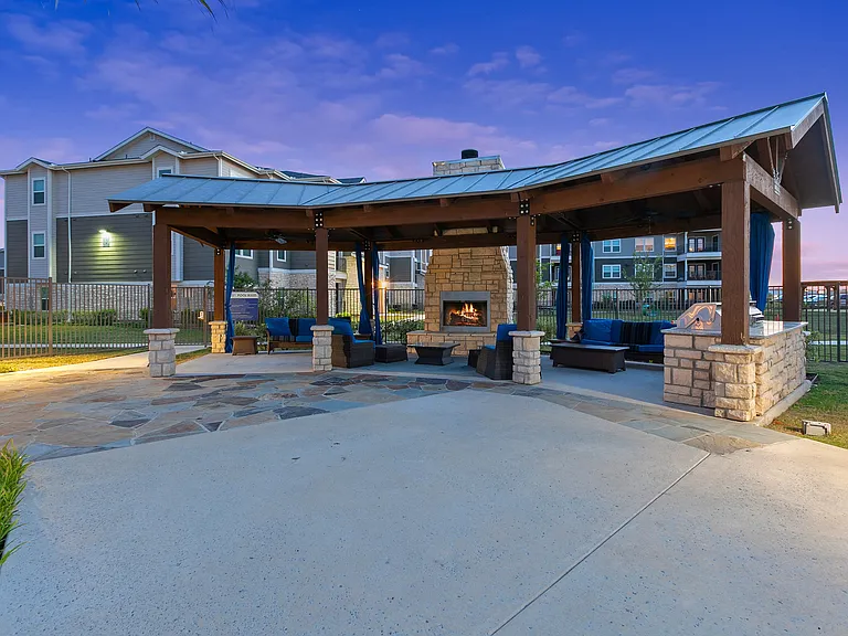 Canyon House — Photo 19