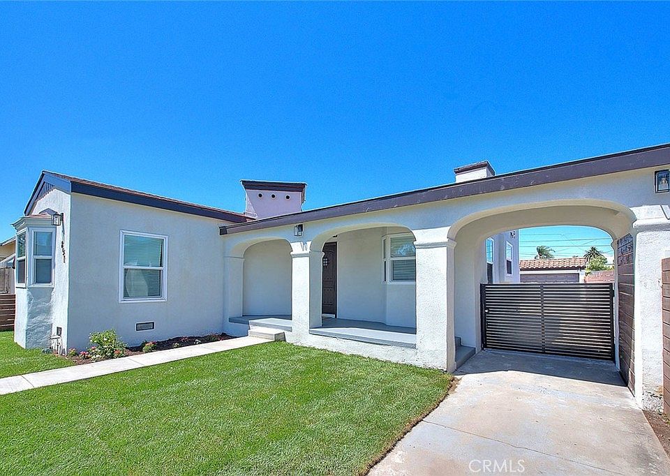 1st image of 851 E 116th Pl