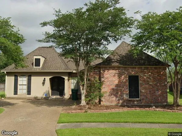4063 Water Oak Dr, Zachary, LA 70791