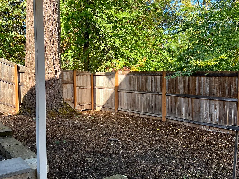 3377 Croisan Creek Rd S — Photo 28