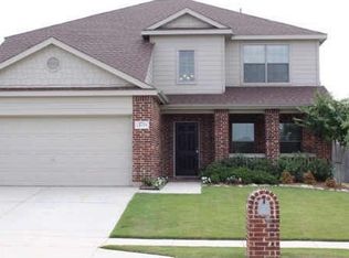 13177 Red Robin Dr, Fort Worth, TX 76244