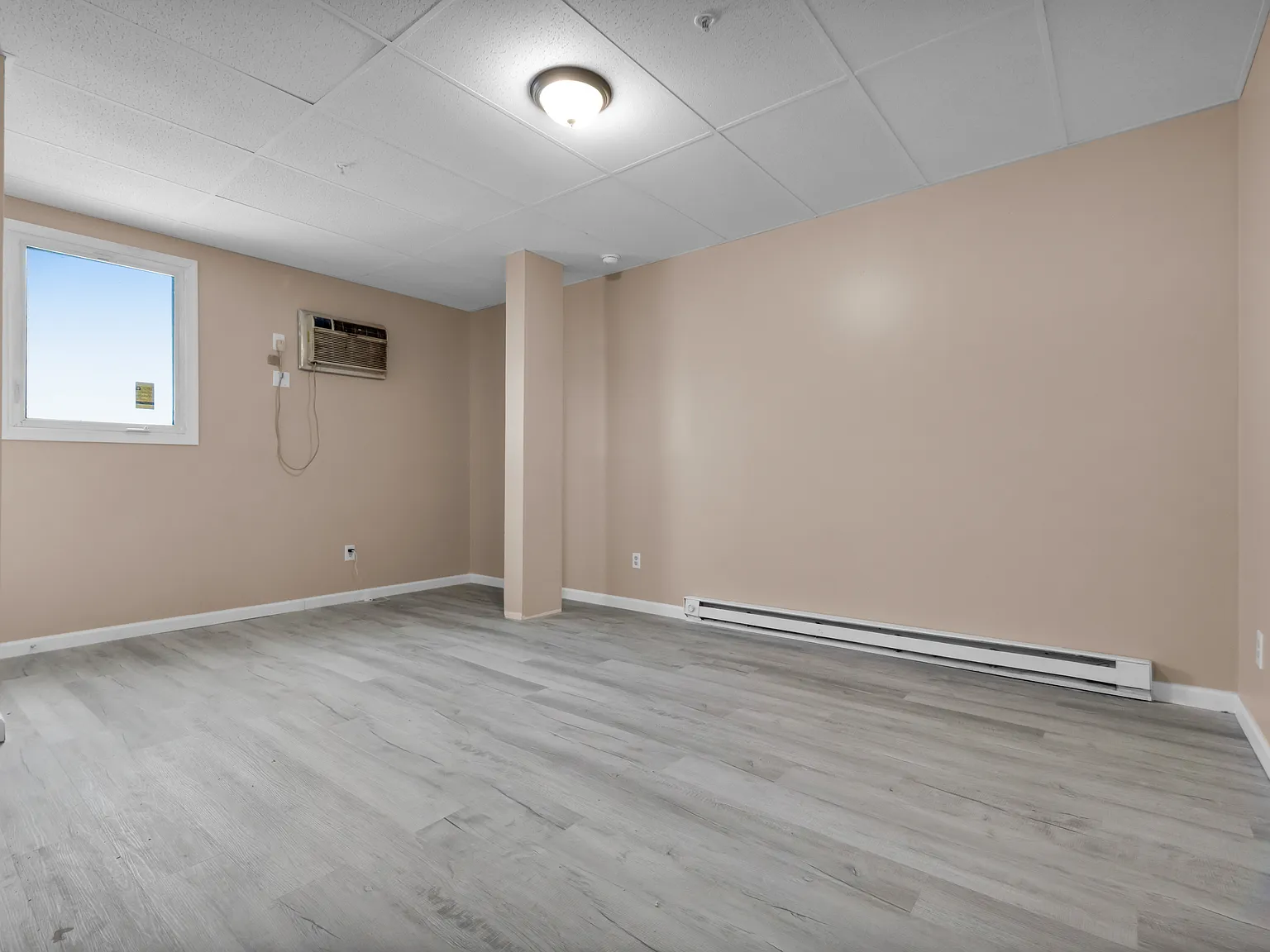 2 bed, 1100 sqft, $1,450 — Photo 4