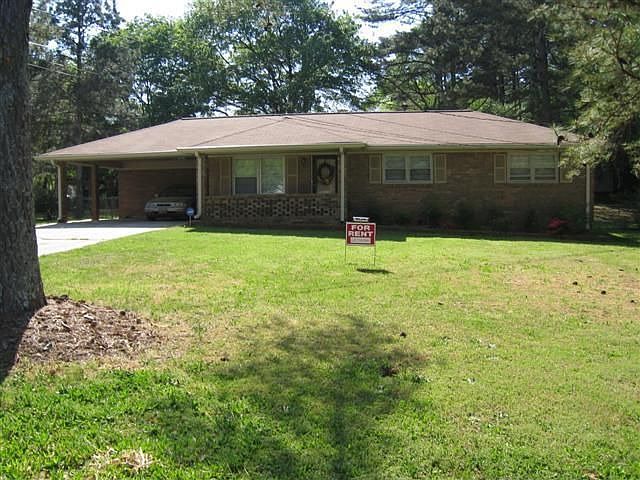 3 Bedroom 1 1/2 Bath Brick Ranch