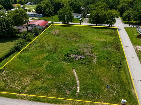 W 3rd St, Corrigan, TX 75939
