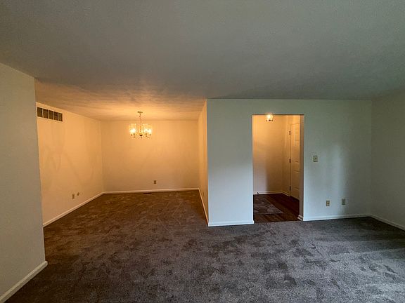 4th image of 1318 Partridge Run Cir #1318