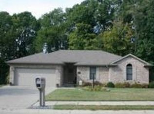 3008 Periwinkle Dr, Evansville, IN 47720