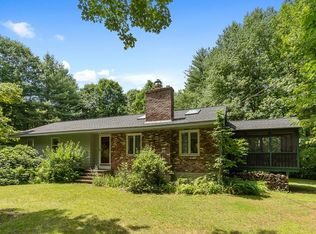 617 Old Harvard Rd, Boxboro, MA 01719