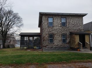 1126 4th St, La Salle, IL 61301