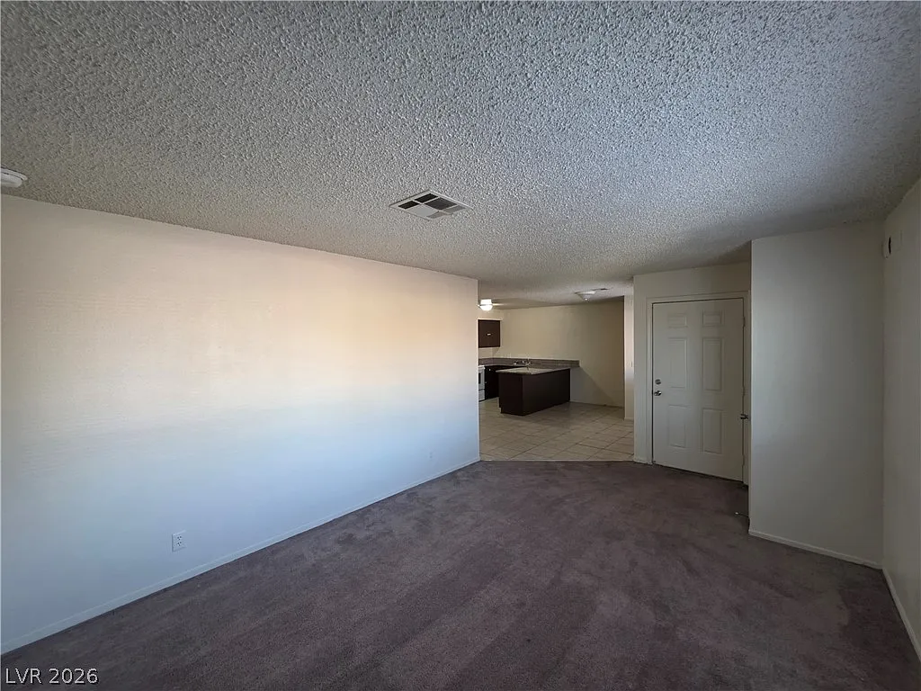 2 bed, 2.0 bath, 1022 sqft, $1,204 — Photo 3