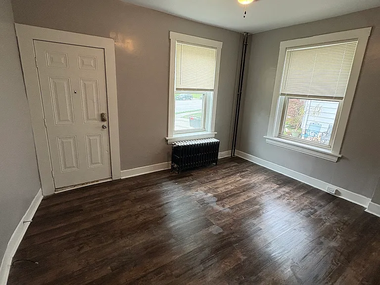 2727 Harris Ave #2 — Photo 1