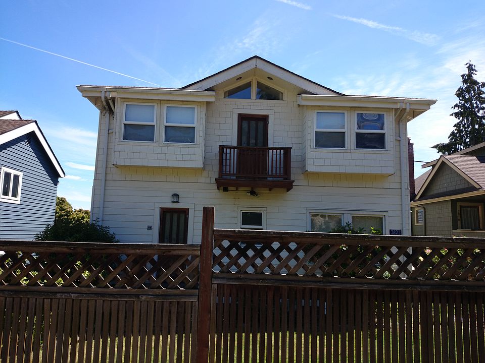 1st image of 2822 11th Ave E