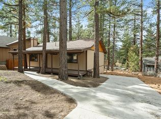 148 Crystal Lake Rd, Big Bear Lake, CA 92315