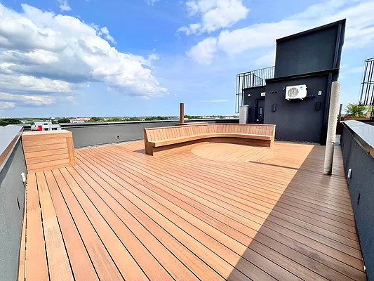 Rented by ERNY LLC | media 16