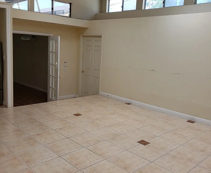 4490 Pomona Ave #B — Photo 9
