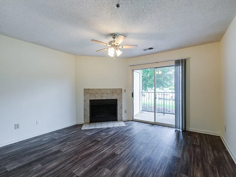 Chason Ridge Apartment Homes — Photo 5