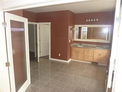 4th image of 3766 S 166th St