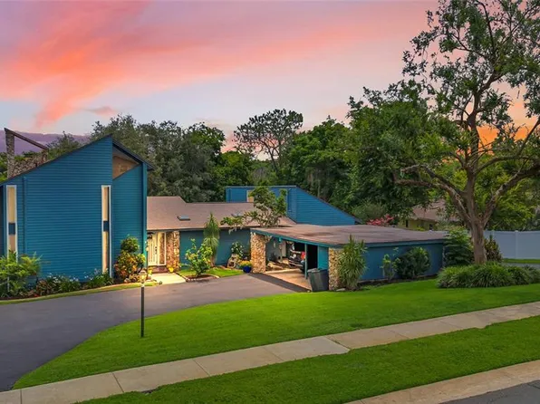 2922 Cocovia Way, Leesburg, FL 34748