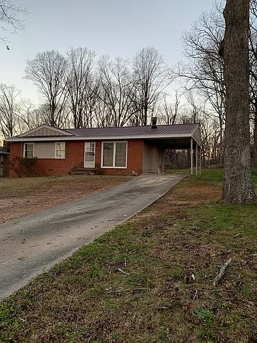 2924 Cowpoke Ln Photo 1