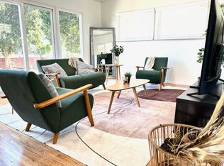 10336 Woodman Ave, Mission Hills, CA 91345