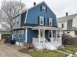 19 Oswald St, Pawtucket, RI 02861