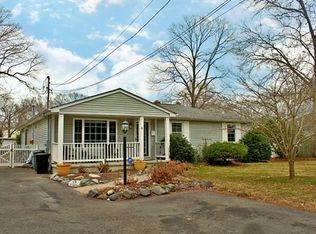 4 Evergreen St, Barrington, RI 02806