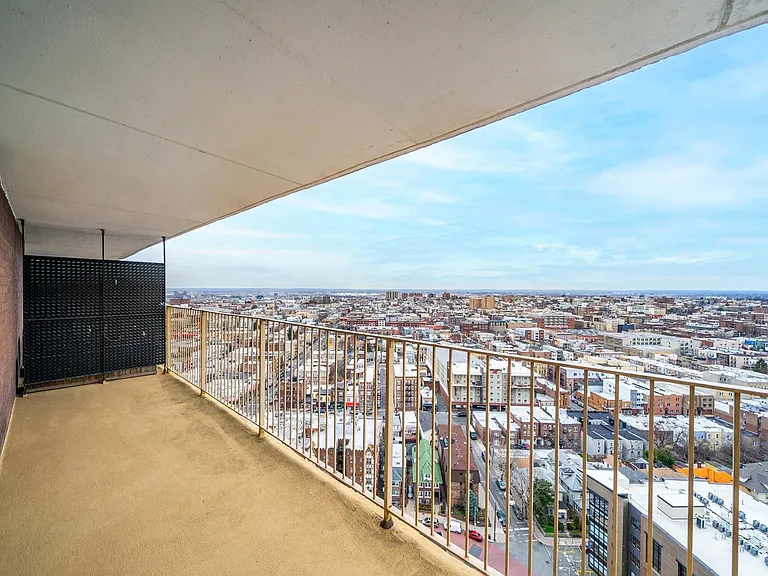 6040 Boulevard East #17M — Photo 2