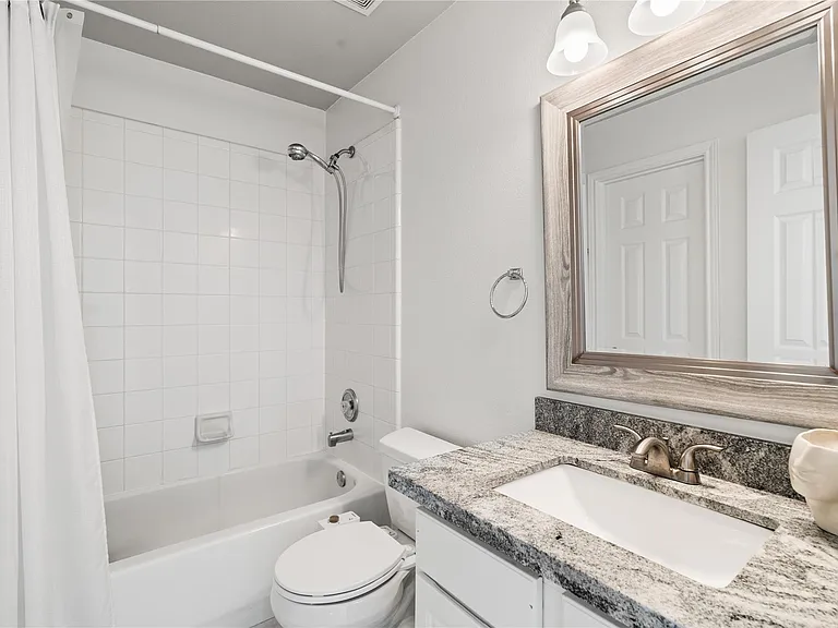 4710 Devonberry Ln — Photo 25