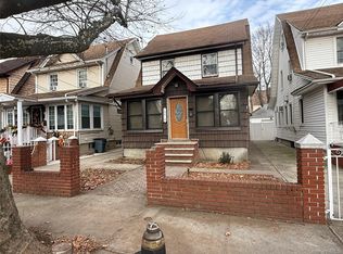 19419 115th Road, Saint Albans, NY 11412