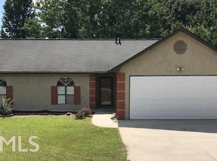 10475 Candlelight Rd, Jonesboro, GA 30238