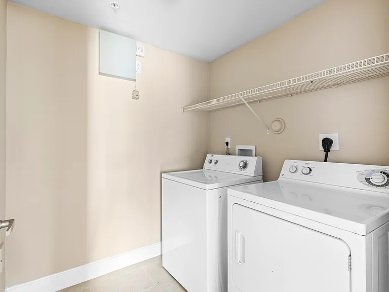 6450 Emerald Dunes Dr #103 — Photo 27