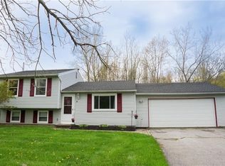 5 Loring Pl, Rochester, NY 14624