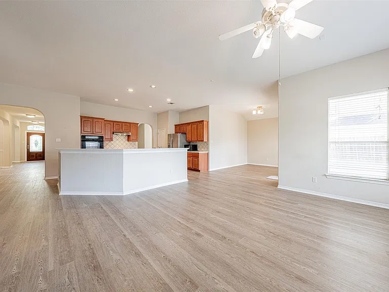 13727 Charterhouse Way — Photo 25