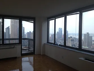 Rented by Symphony House Leasing Office