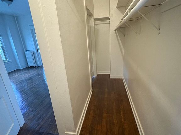 4th image of 1132 10th Ave E APT 3