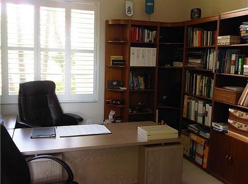 Home For Sale In Saturnia