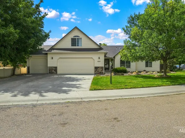 2757 N Matterdale Ave, Kuna, ID 83634