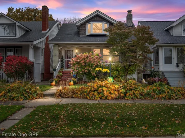 1216 Maryland St, Grosse Pointe Park, MI 48230