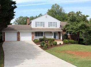 1408 Whistling Swan Dr, Forest, VA 24551