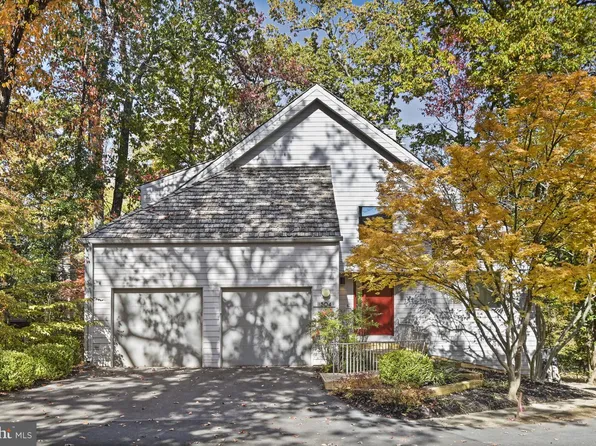 11504 Turnbridge Ln, Reston, VA 20194