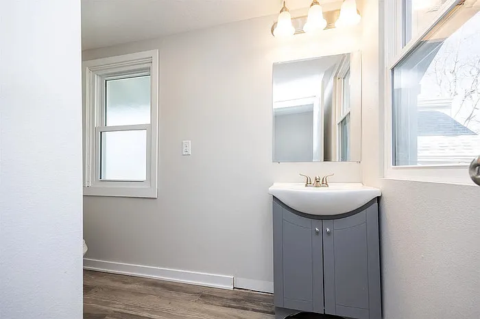 1332 E Sheridan Ave — Photo 18