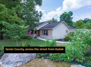 4507 Douglas Dam Rd, Strawberry Plains, TN 37871